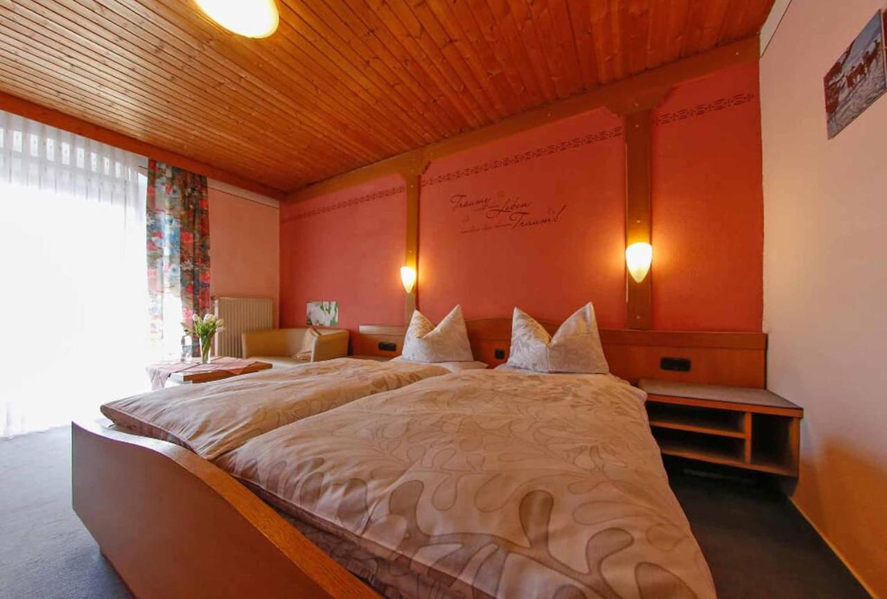 Gasthof-Metzgerei-Pension Schierlitz Rimbach  Dış mekan fotoğraf