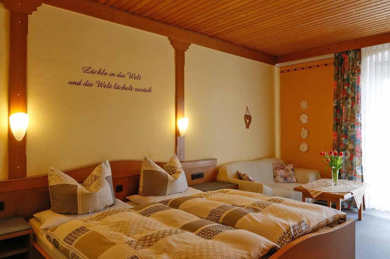 Gasthof-Metzgerei-Pension Schierlitz Rimbach  Dış mekan fotoğraf