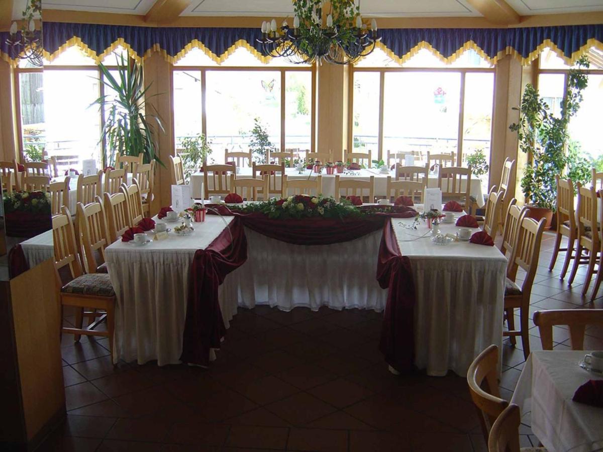 Gasthof-Metzgerei-Pension Schierlitz Rimbach  Dış mekan fotoğraf